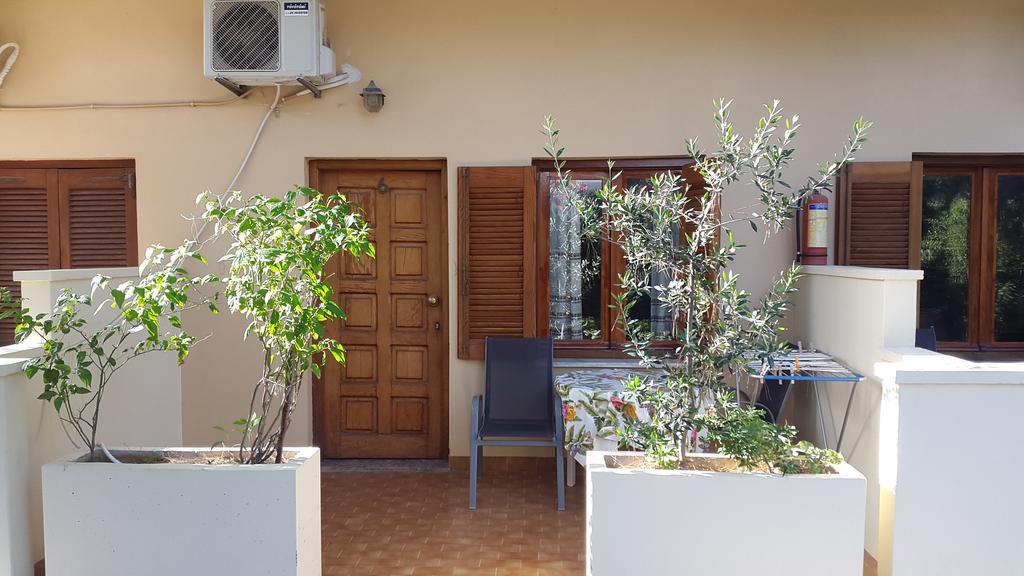 Stelios Rooms Палеохора Экстерьер фото